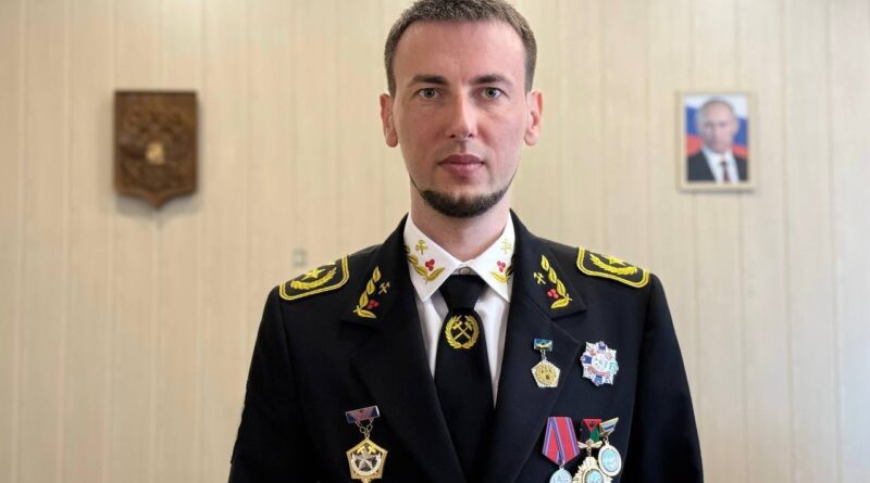Уважаемые шахтеры, ветераны угольной отрасли, дорогие друзья!